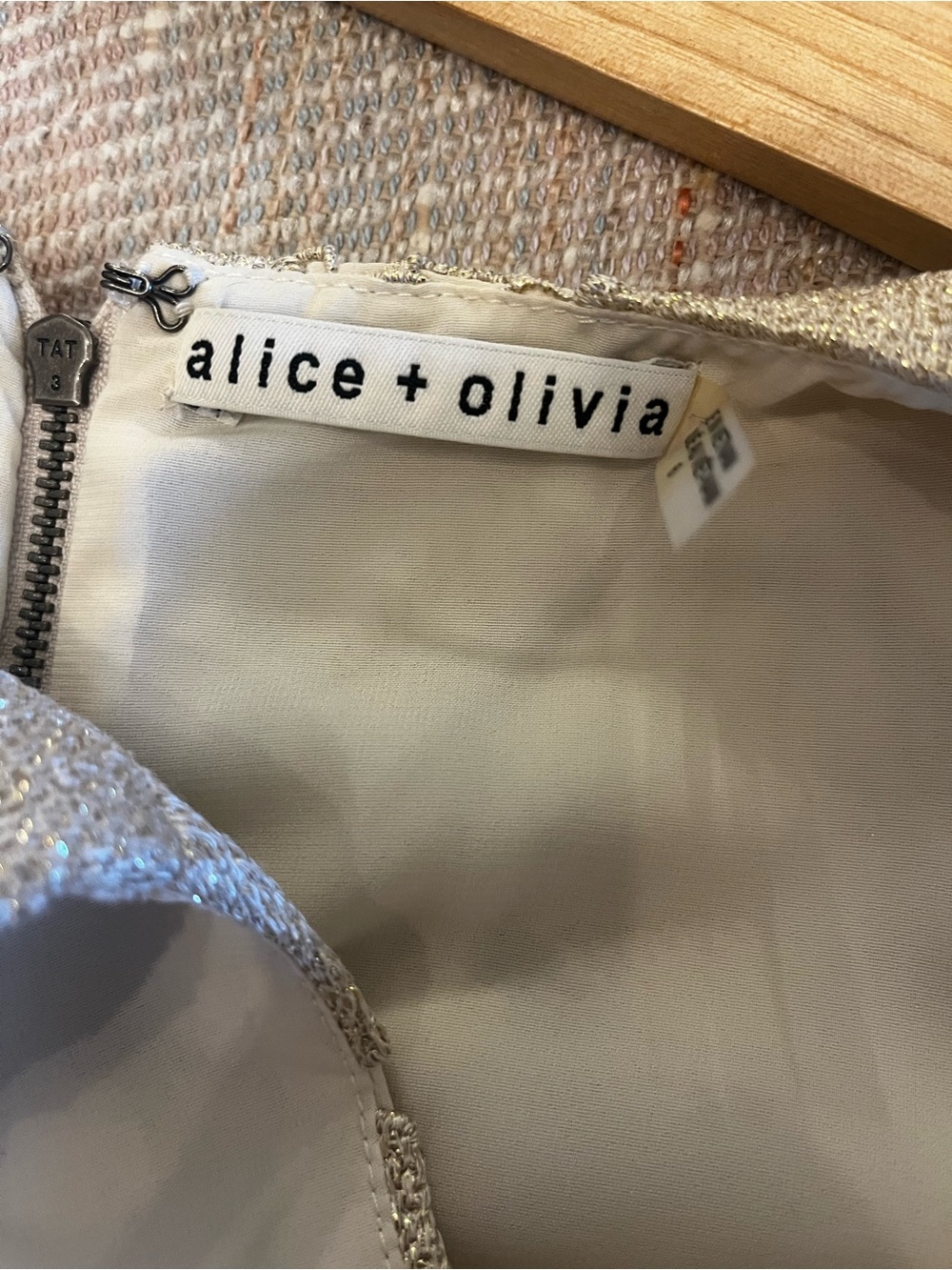 Alice + Olivia $440 Clyde Shift Dress - Picture 8 of 8